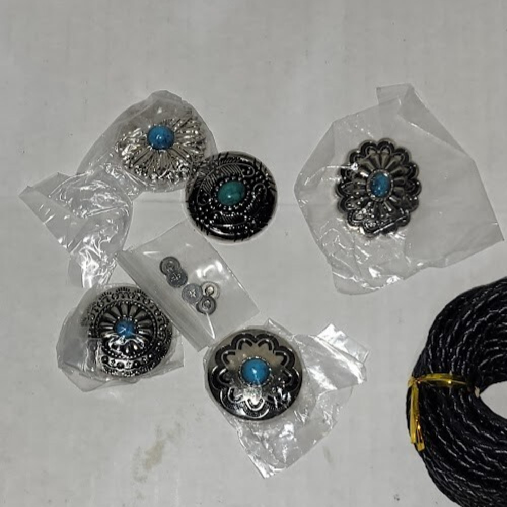 5 PK CONCHO FLOWERS SILVER BLUE CRACKED RODEO WESTERN COWBOY BOLOTIE BOLO TIE